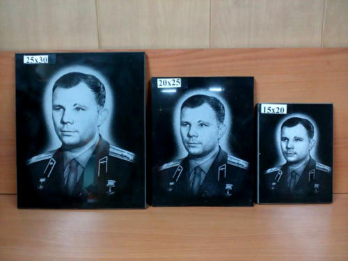 Портреты на памятниках